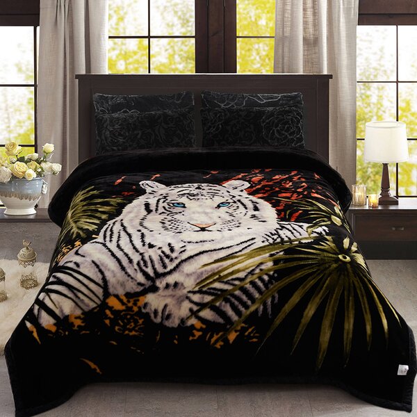 Hornick Tiger Winter Wram Blanket